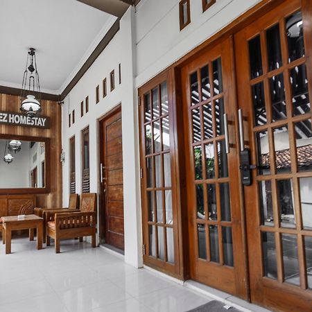 Inez Homestay Yogyakarta Eksteriør bilde